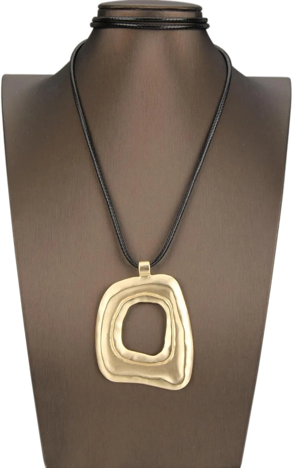 Boho Necklaces for Women Chunky Circle Necklace Layered Boho Circle Leather Choker Necklace Long Vintage Necklaces Bohemian Jewlery Gifts