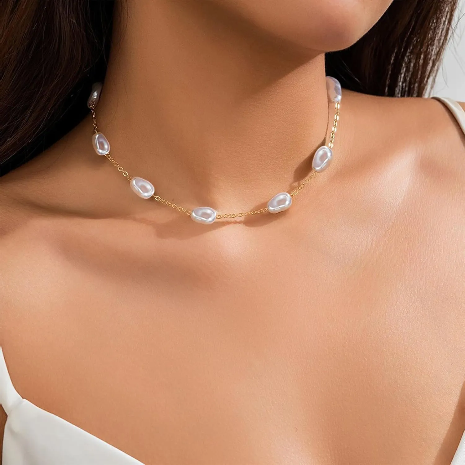 SmileBelle Baroque Pearl Necklace, Pearl Choker as Chunky Pearl Necklace Dainty Pearl Chain Gold Pearl Necklace for Anniversary Gifts Pearl Costume as Wedding Jewelry